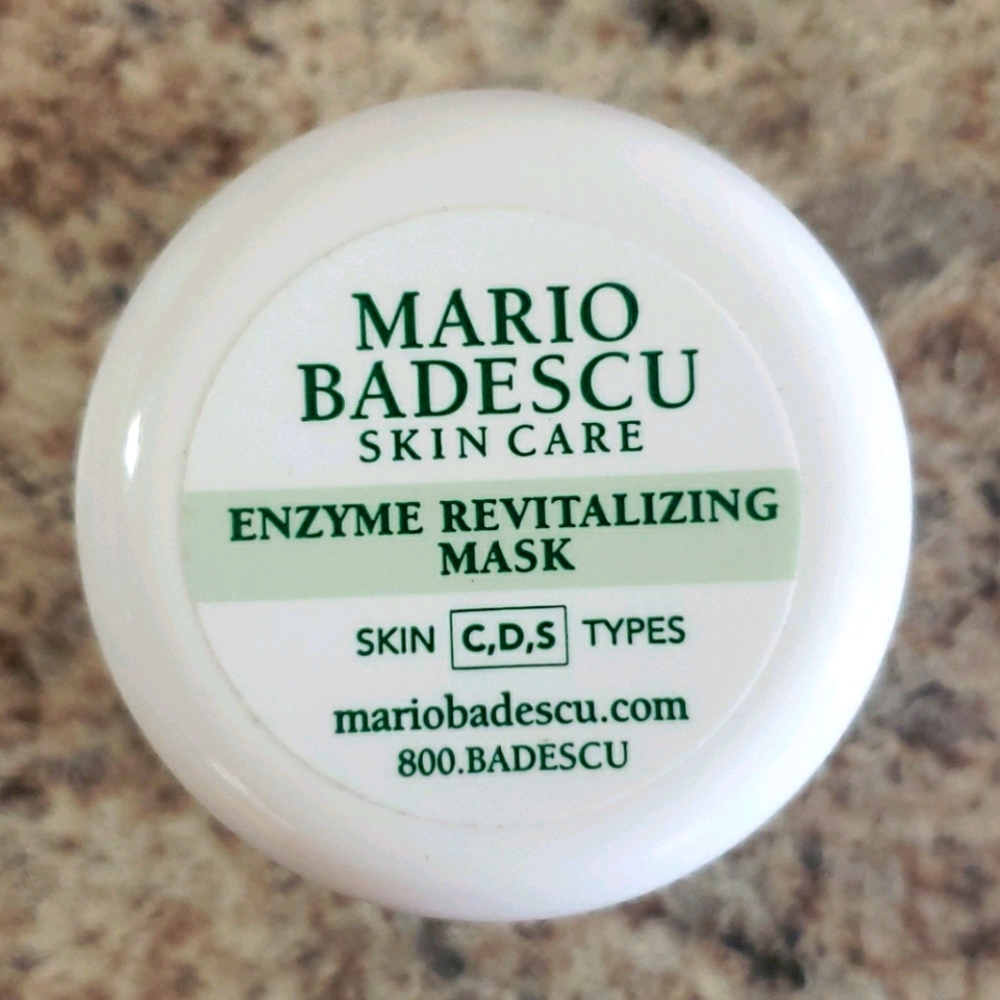 BRAND NEW!!! Mario Badescu mask